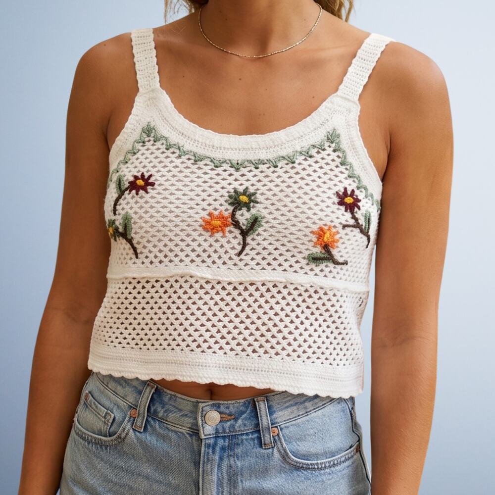 Rebellion Again White Crochet Floral Embroidered Cropped Tank Top XS